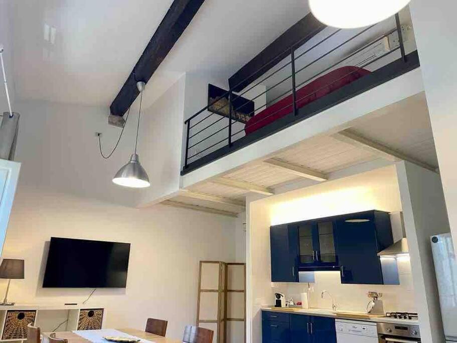 Appartamento Novella'S Loft Near Santa Maria Novella Station Firenze Esterno foto