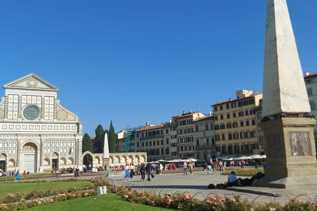 Appartamento Novella'S Loft Near Santa Maria Novella Station Firenze Esterno foto