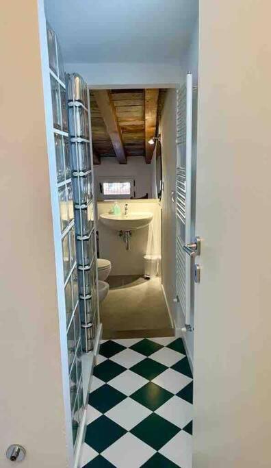 Appartamento Novella'S Loft Near Santa Maria Novella Station Firenze Esterno foto